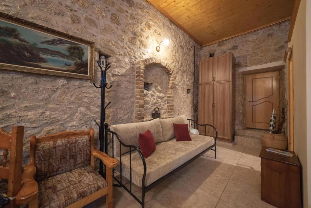 Ágios MatthaíosMenecrates Rustic - San Matteoアパートメント エクステリア 写真